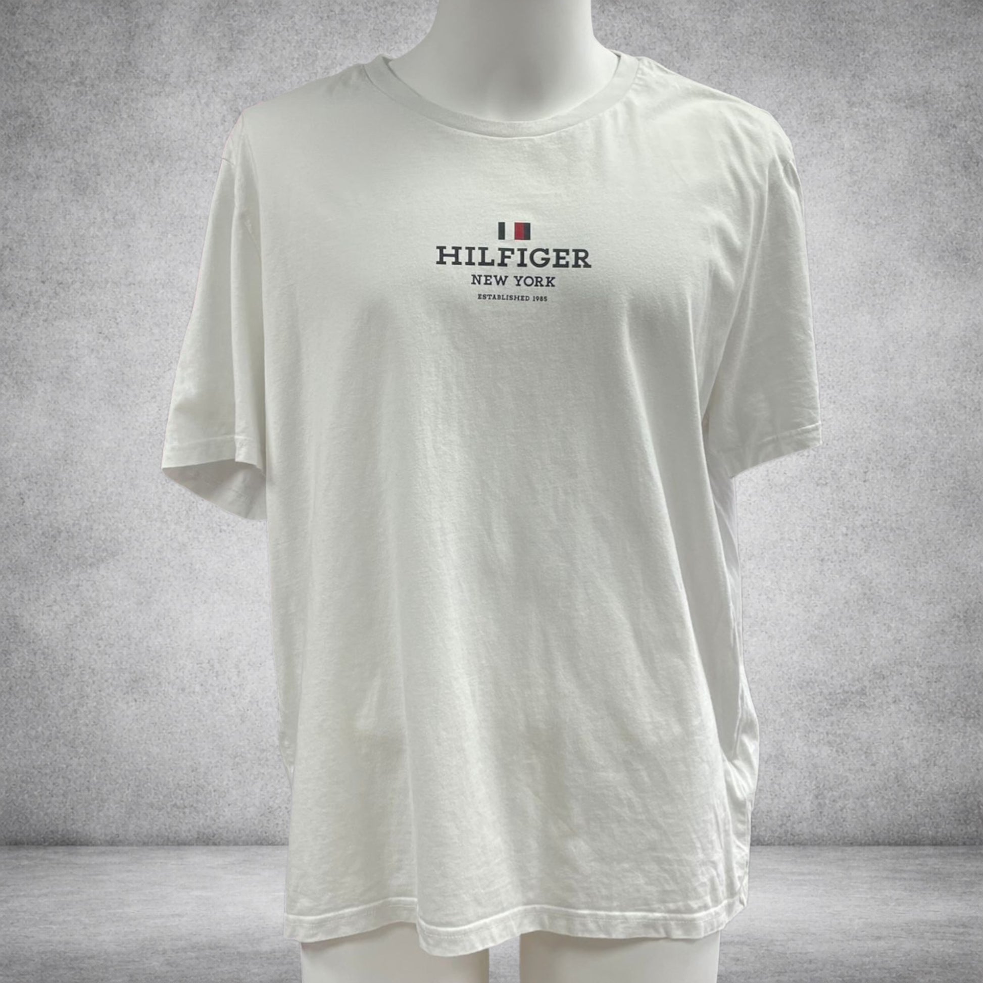 tommy hilfiger tshirt white